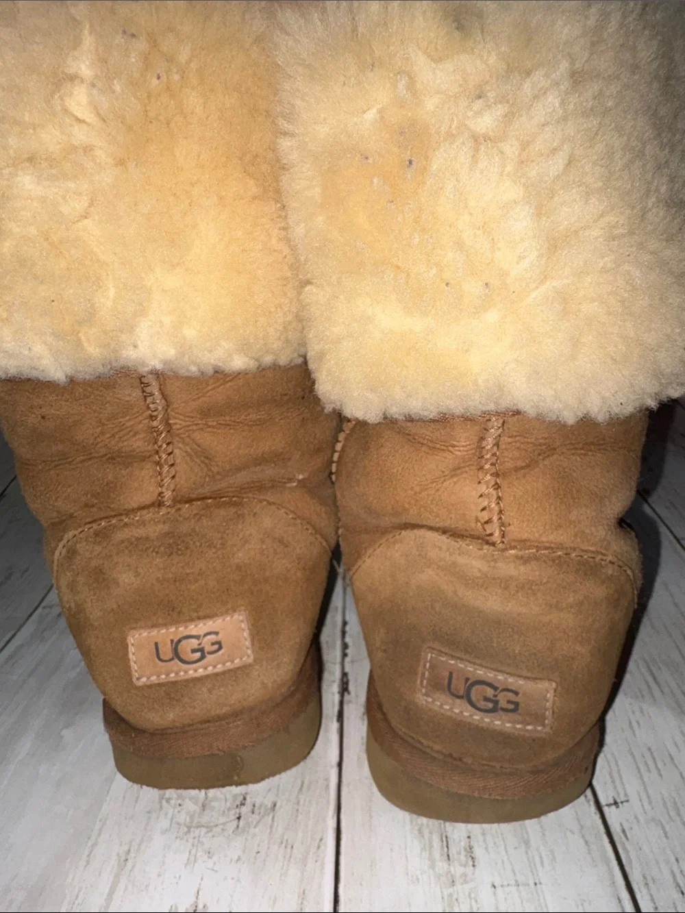 UGG Chestnut Shearling Cuff Short Winter Boots pre-owned size 9 women’s - Picture 2 of 9